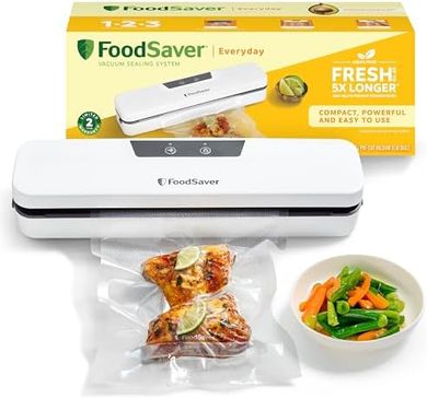 FoodSaver Everyday: Envasadora compacta, mantiene fresco 5x más.
